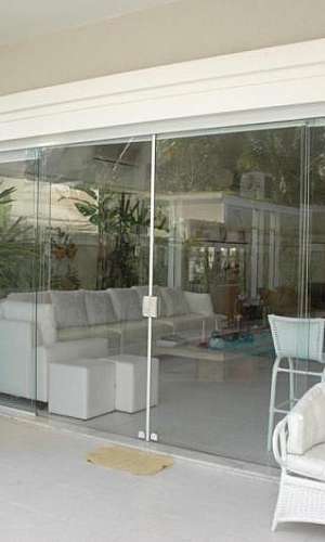 Portas e Janelas de Vidro Temperado Portas e Janelas de Vidro Temperado